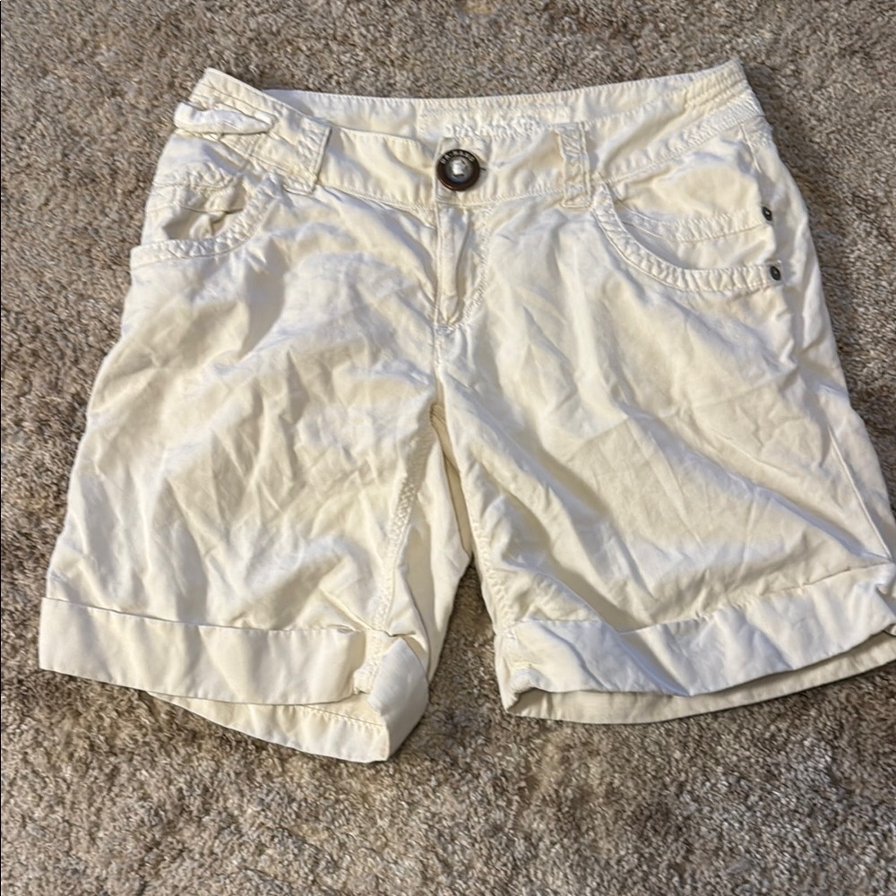 🍍 Da-Nang Cotton Cuffed Shorts , Vintage 🍍Sz XS🍍8” inseam🍍15” waist🍍5” rise🍍